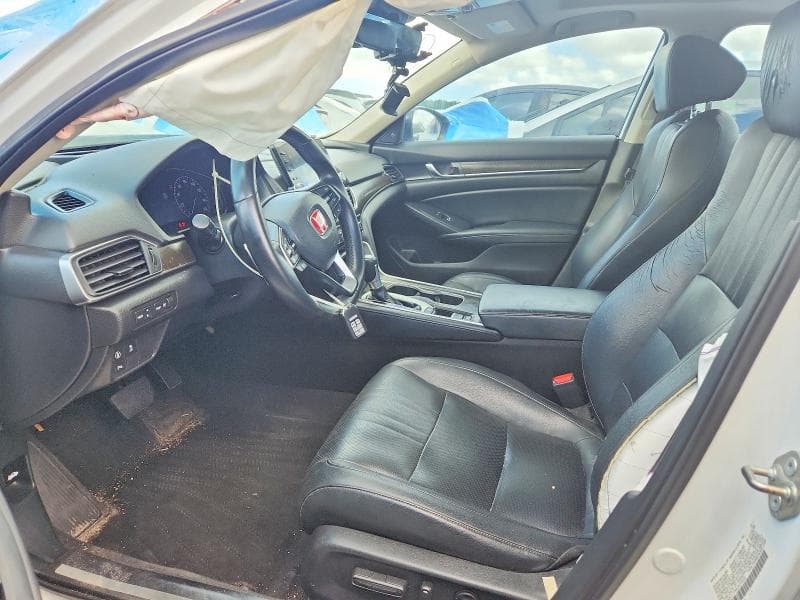 2018 HONDA ACCORD TOURING 7