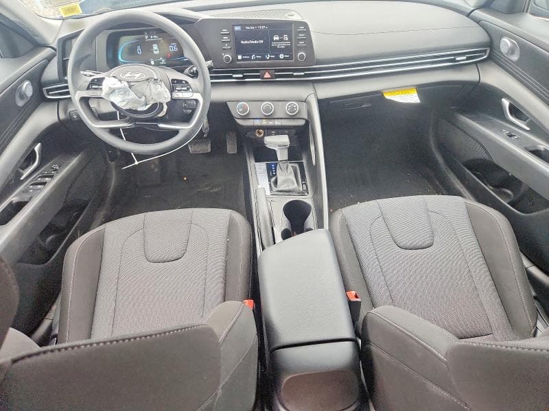 2026 HYUNDAI ELANTRA SE 8