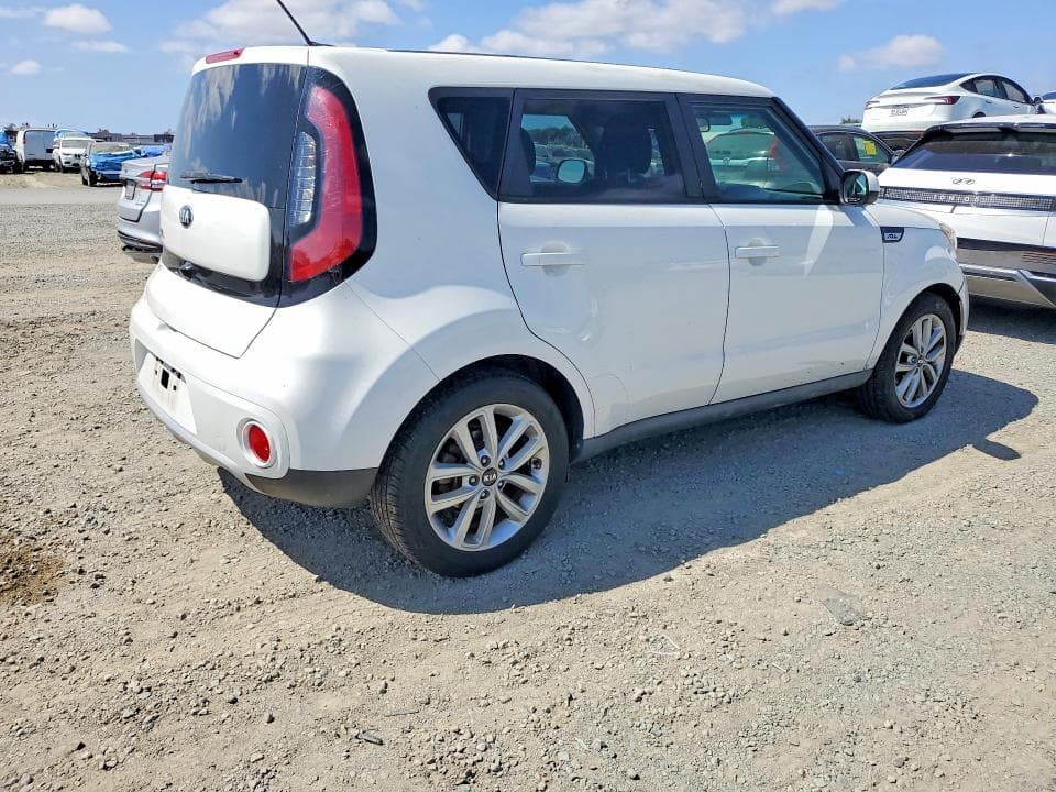 2018 KIA SOUL + 3
