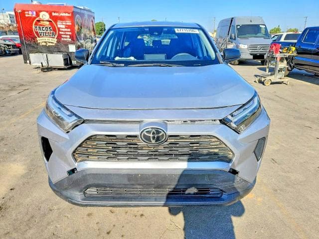 2024 TOYOTA RAV4 LE 5