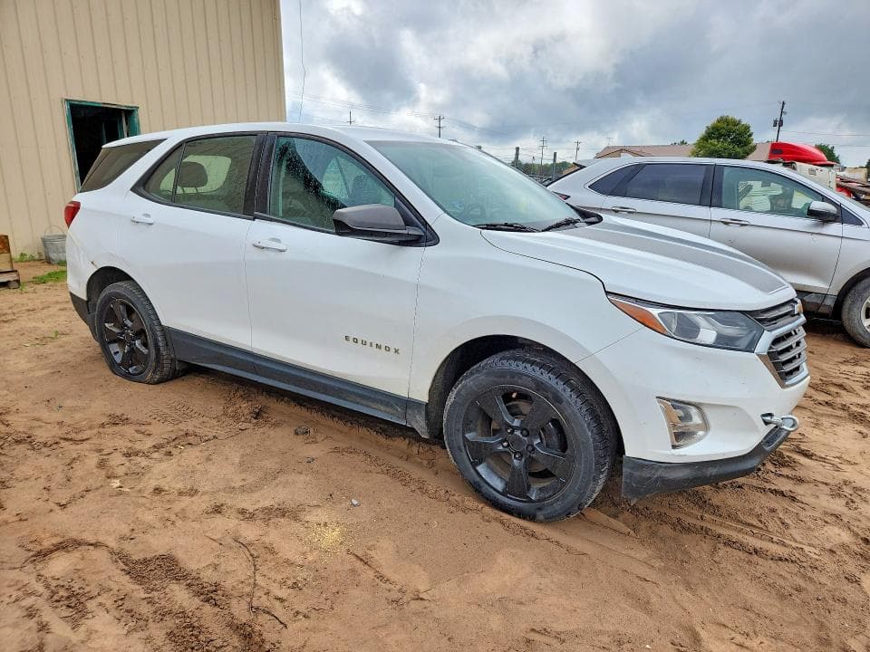 2018 CHEVROLET EQUINOX LS 4