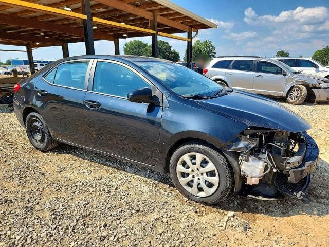 2017 TOYOTA COROLLA LE 4