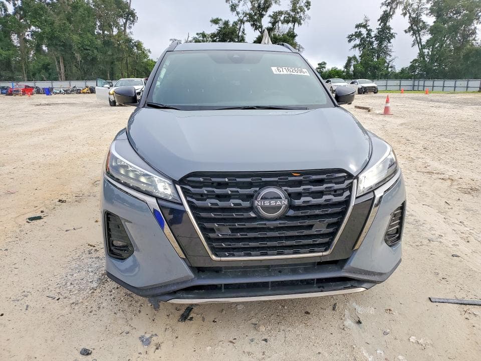 2023 NISSAN KICKS SR 5