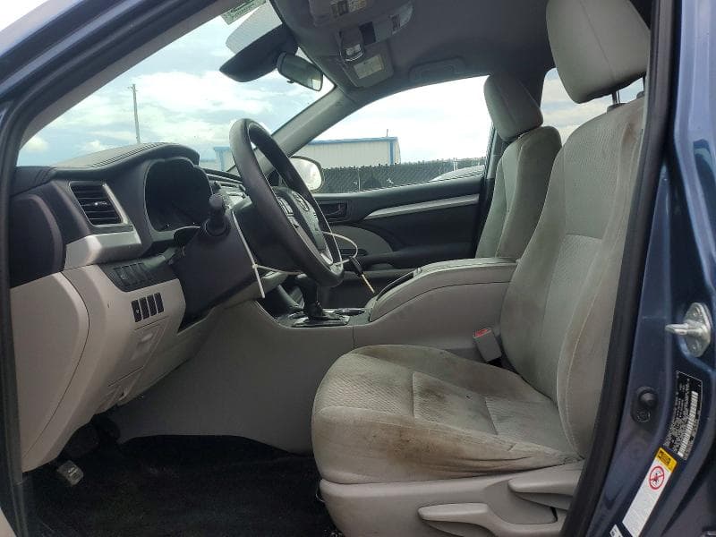 2019 TOYOTA HIGHLANDER LE 7
