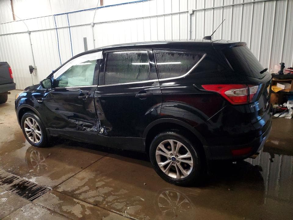 2017 FORD ESCAPE SE 2