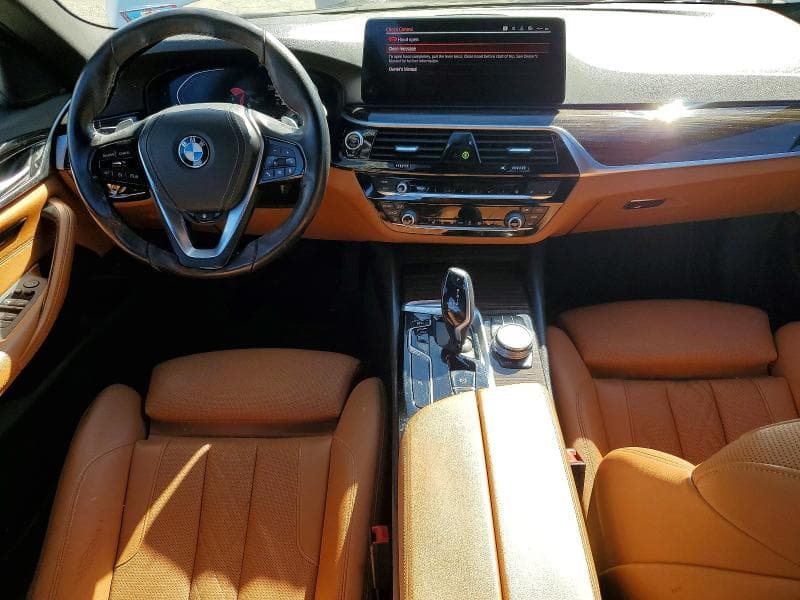 2021 BMW 530 XI 8