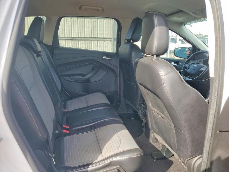 2019 FORD ESCAPE SE 11