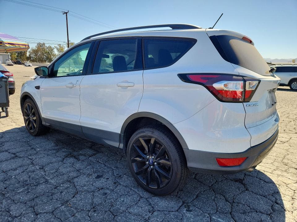 2018 FORD ESCAPE SE 2