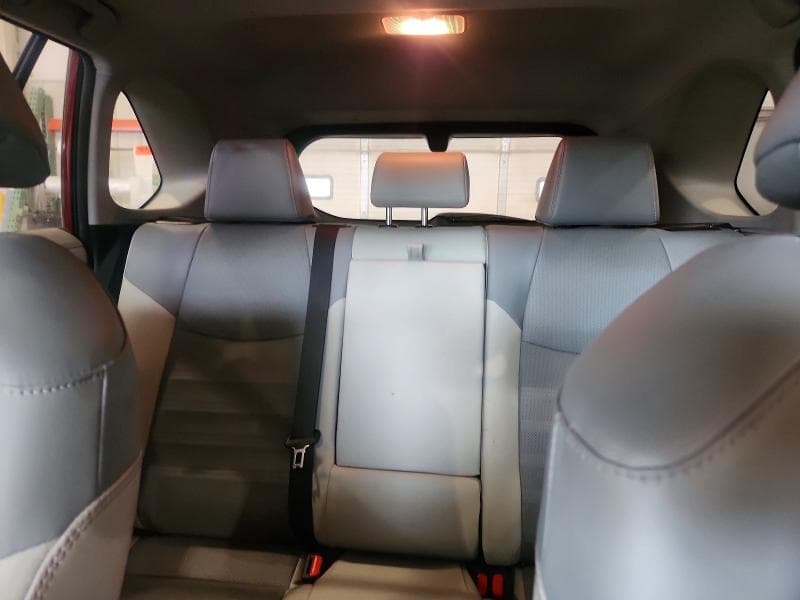 2020 TOYOTA RAV4 LIMITED 10