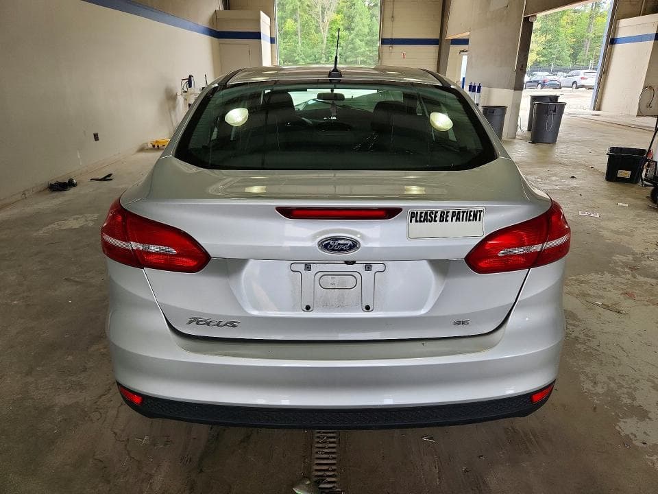 2017 FORD FOCUS SE 6