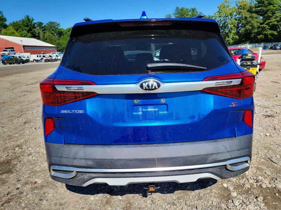 2021 KIA SELTOS S 6