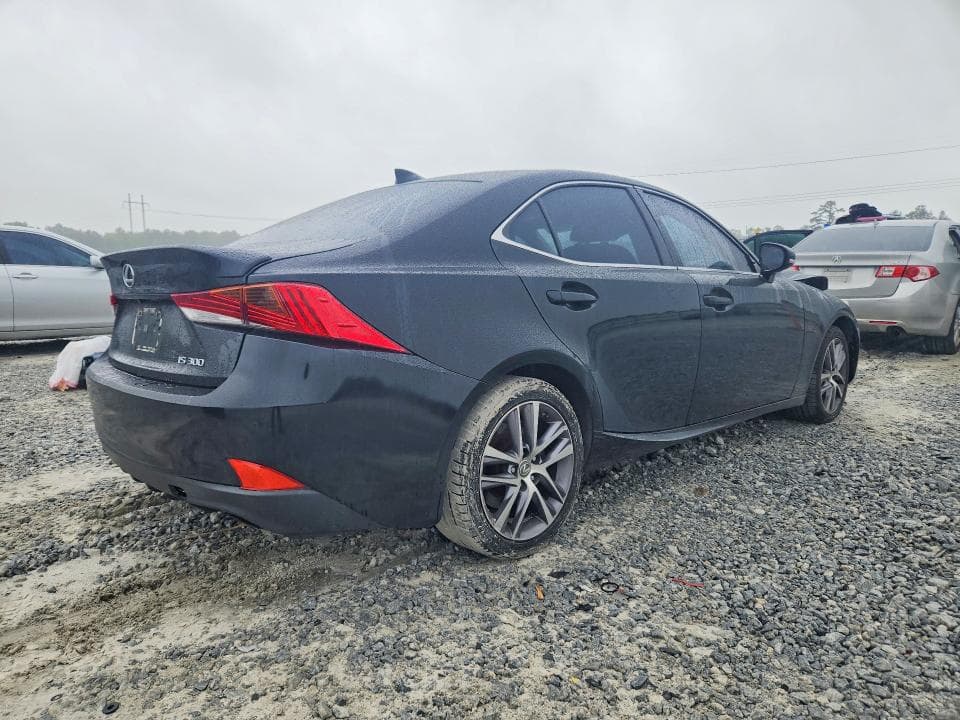 2018 LEXUS IS 300 3
