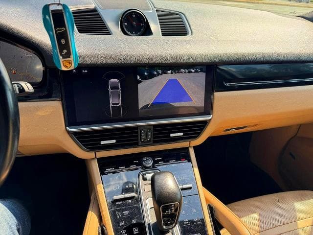 2019 PORSCHE CAYENNE 10