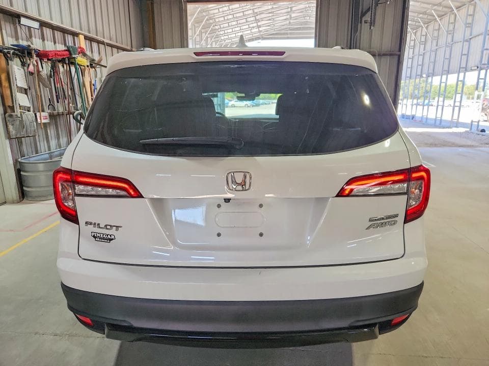 2021 HONDA PILOT SE 6