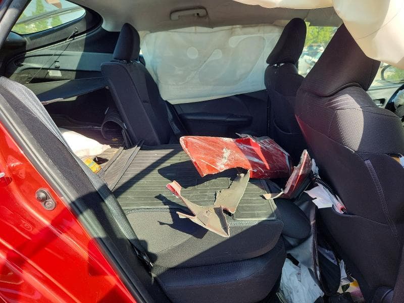 2018 TOYOTA PRIUS TWO 10