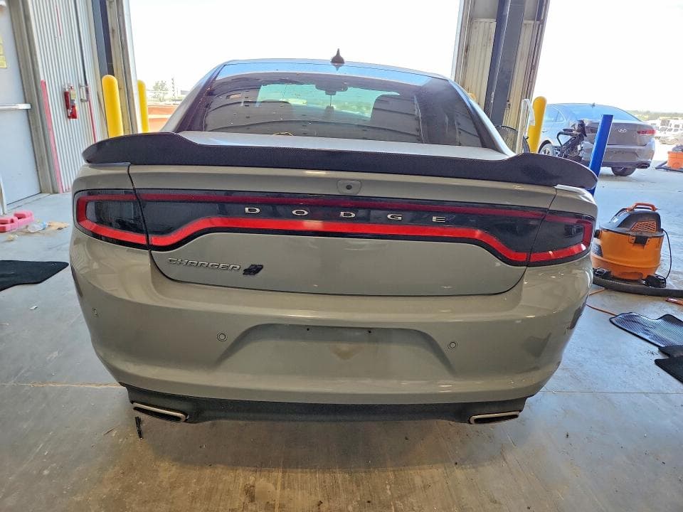 2021 DODGE CHARGER SXT 6