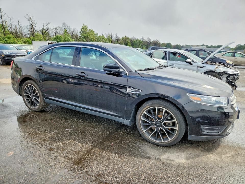 2018 FORD TAURUS SEL 4
