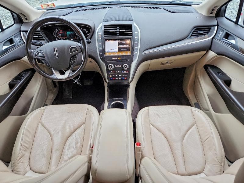 2019 LINCOLN MKC RESERVE 8