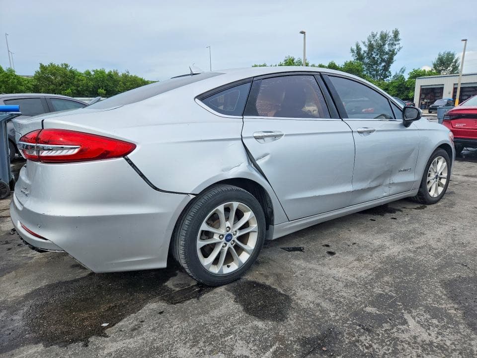2019 FORD FUSION SE 3