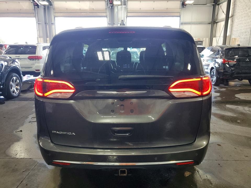 2017 CHRYSLER PACIFICA TOURING L 6