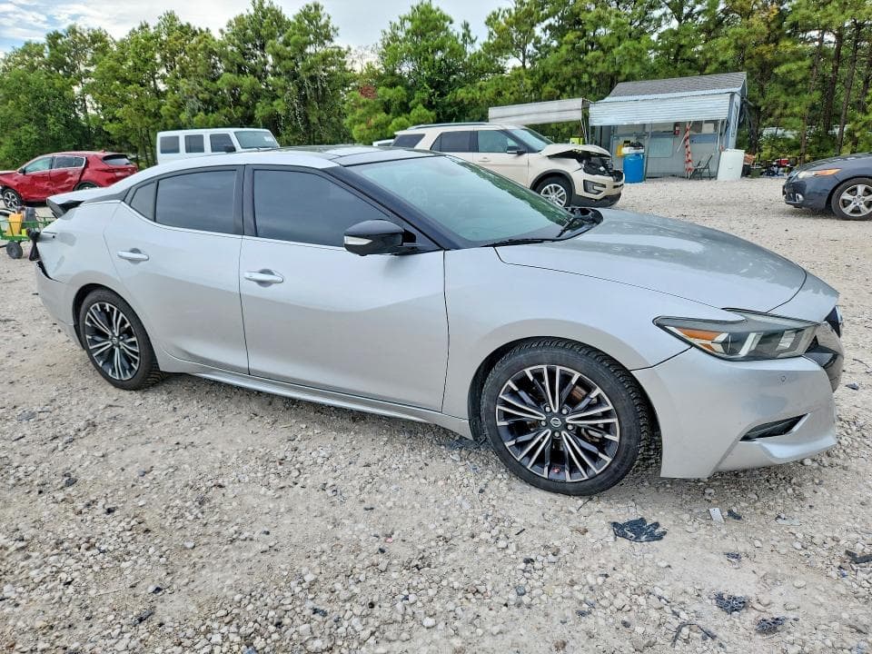 2017 NISSAN MAXIMA PLATINUM 4