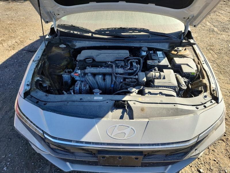 2024 HYUNDAI ELANTRA SEL 11