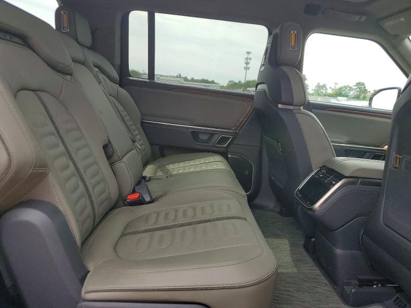 2023 RIVIAN R1S ADVENTURE 11