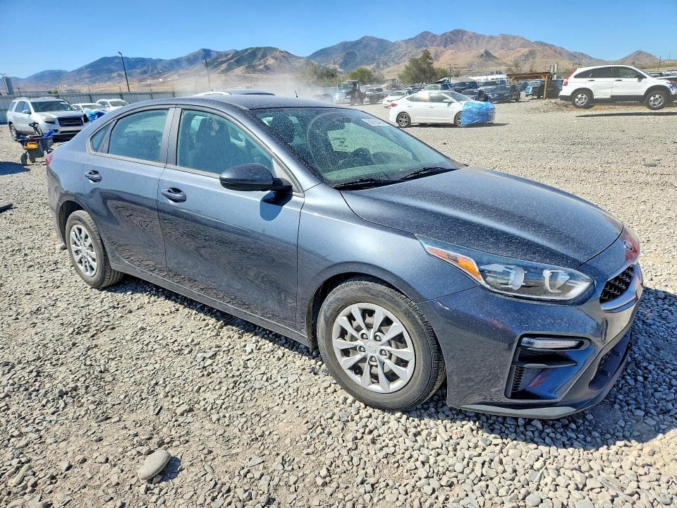 2021 KIA FORTE FE 4