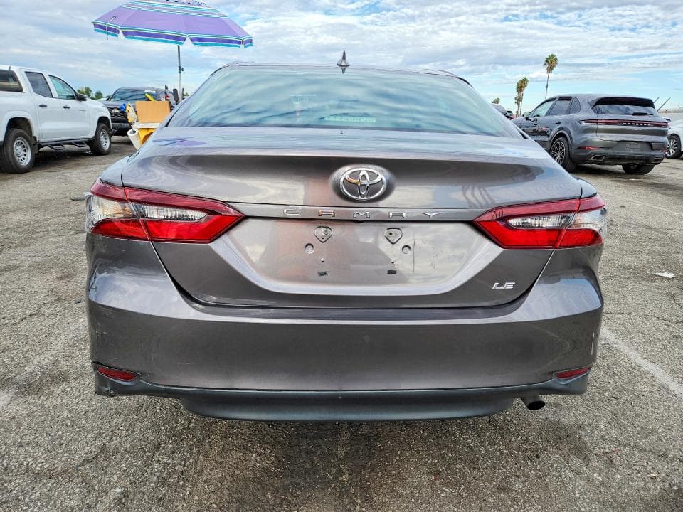 2022 TOYOTA CAMRY LE 6