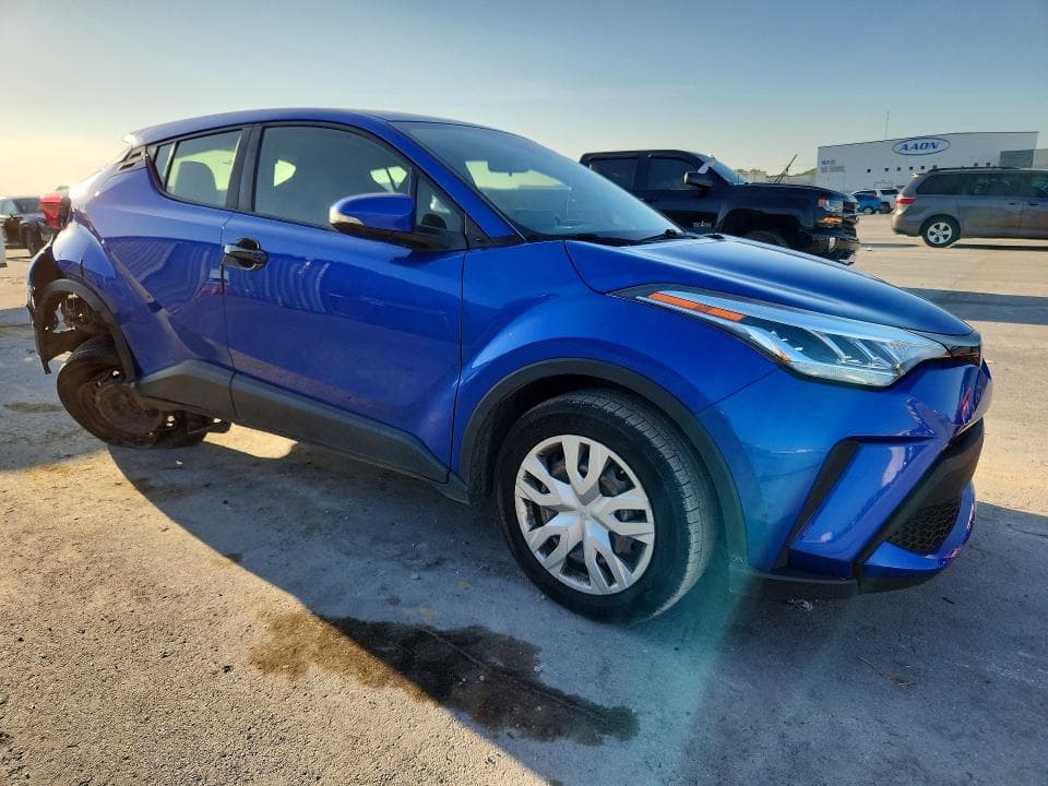 2020 TOYOTA C-HR LE 4
