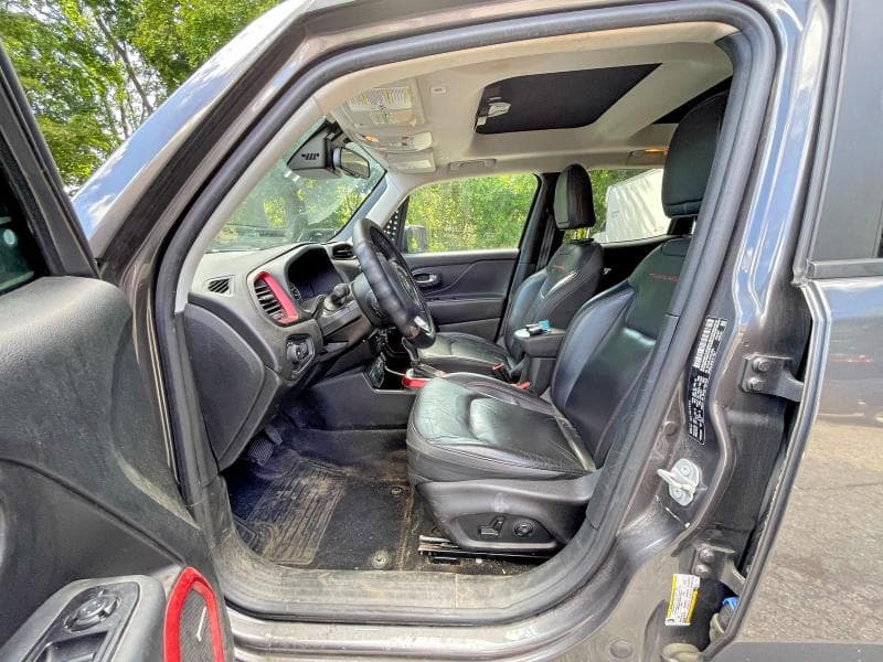 2020 JEEP RENEGADE TRAILHAWK 11