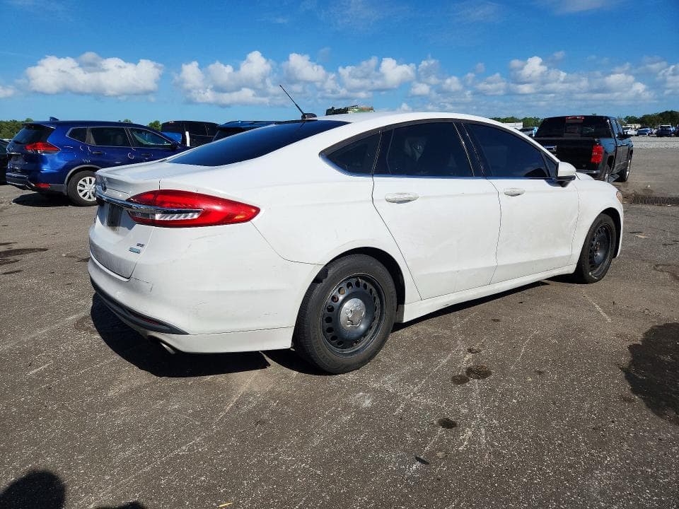 2017 FORD FUSION SE 3