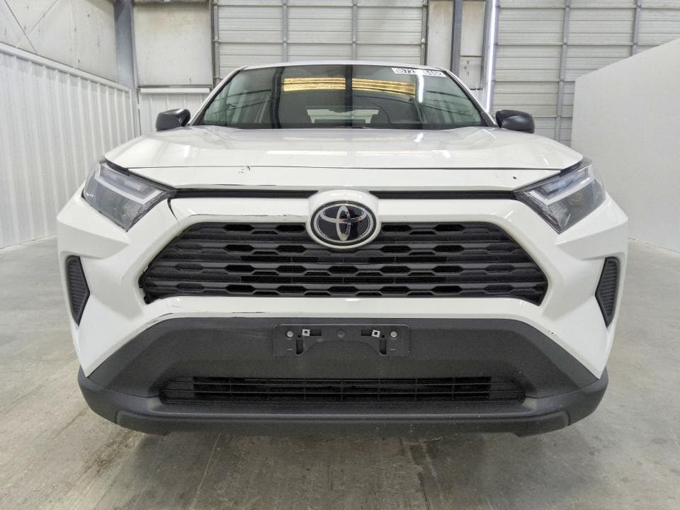 2025 TOYOTA RAV4 LE 5