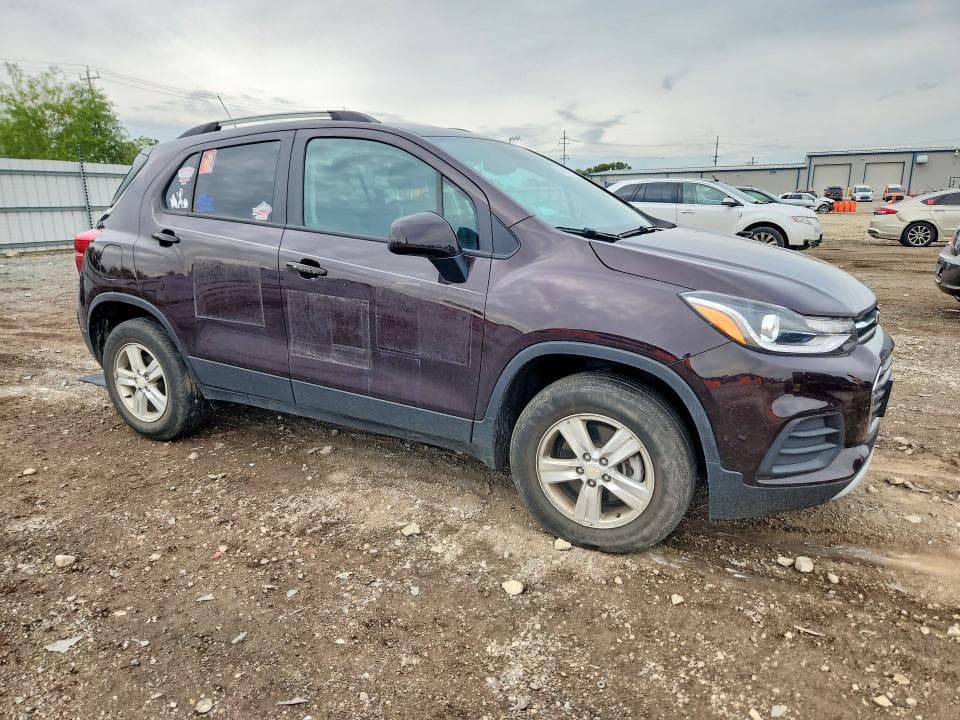 2021 CHEVROLET TRAX 1LT 4