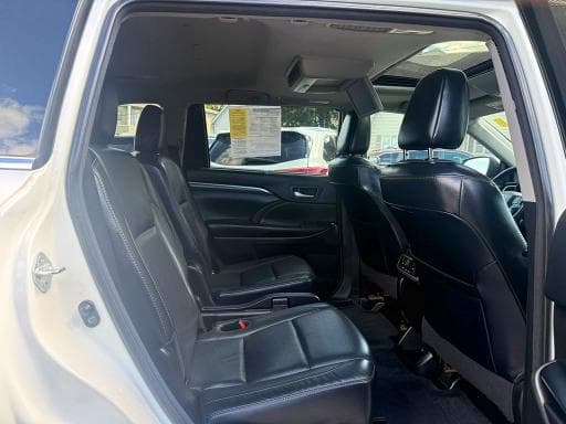 2017 TOYOTA HIGHLANDER LIMITED 5