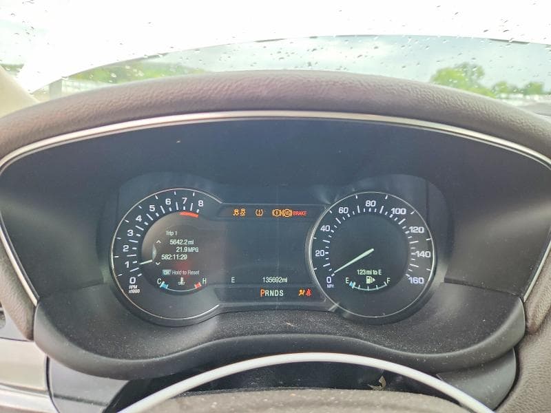 2019 LINCOLN MKC 9