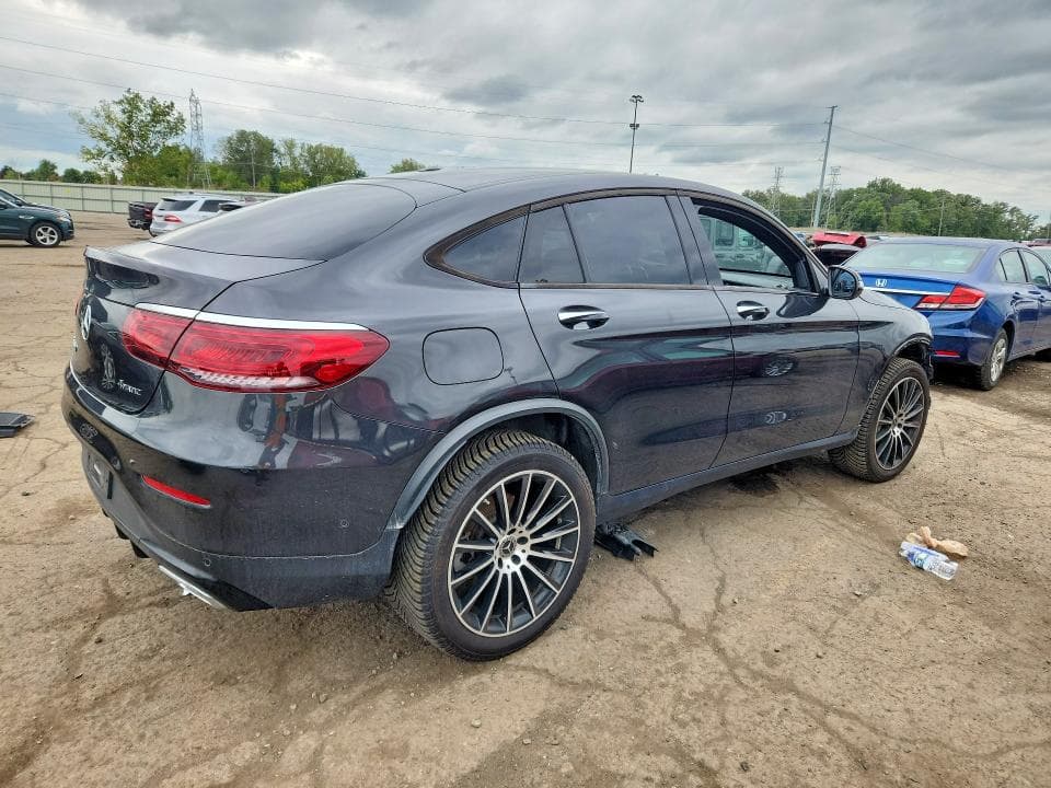 2023 MERCEDES-BENZ GLC COUPE 300 4MATIC 3