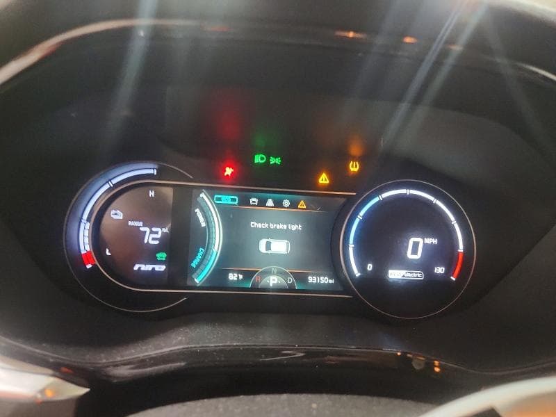 2022 KIA NIRO EV S 9