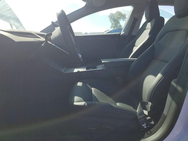 2026 TESLA MODEL 3 7