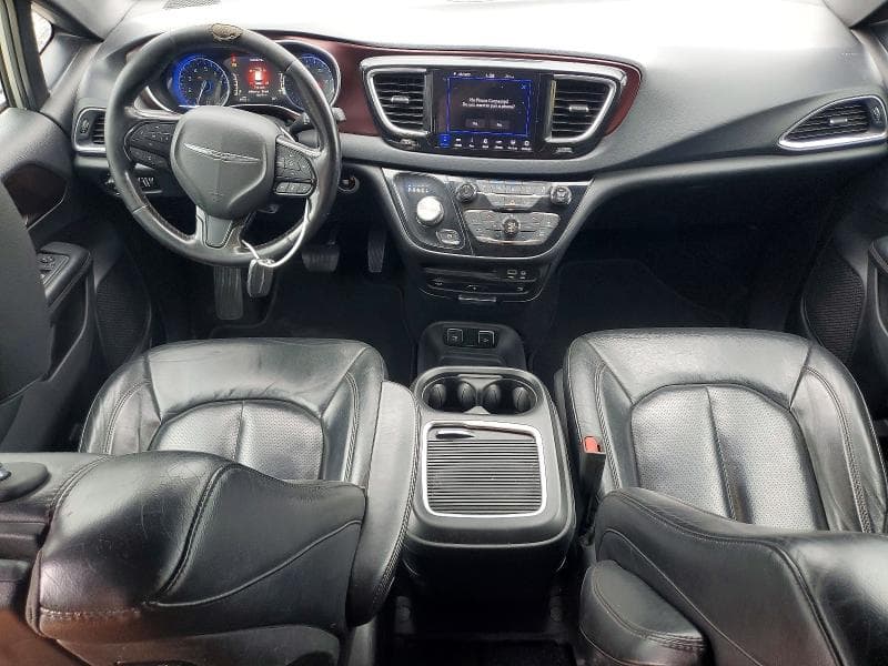 2019 CHRYSLER PACIFICA TOURING L PLUS 8