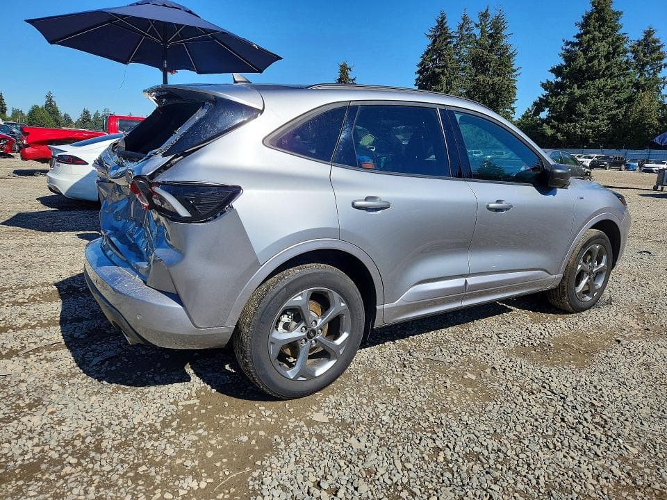2024 FORD ESCAPE ST LINE 3
