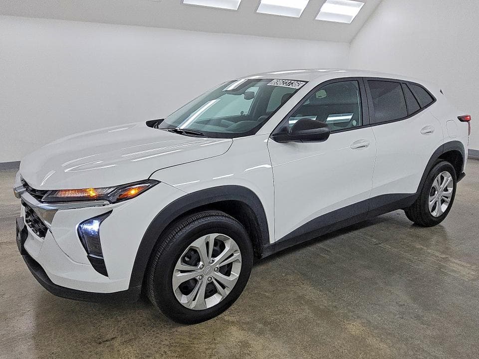 2025 CHEVROLET TRAX LS - 1