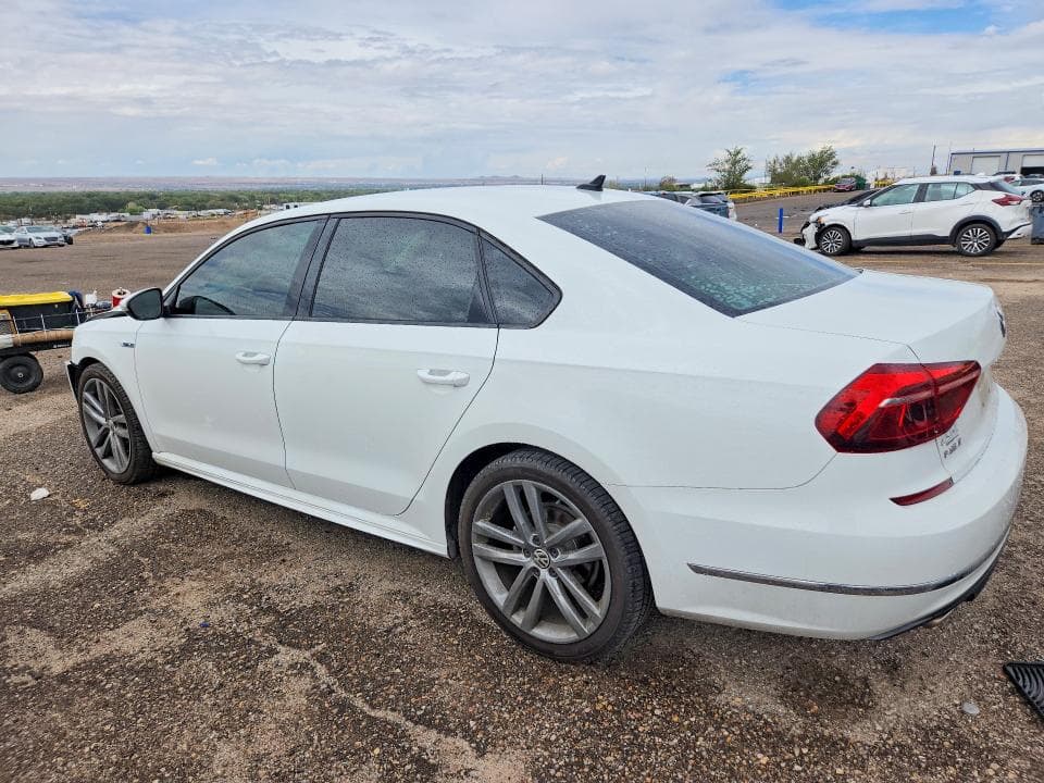 2018 VOLKSWAGEN PASSAT S 2