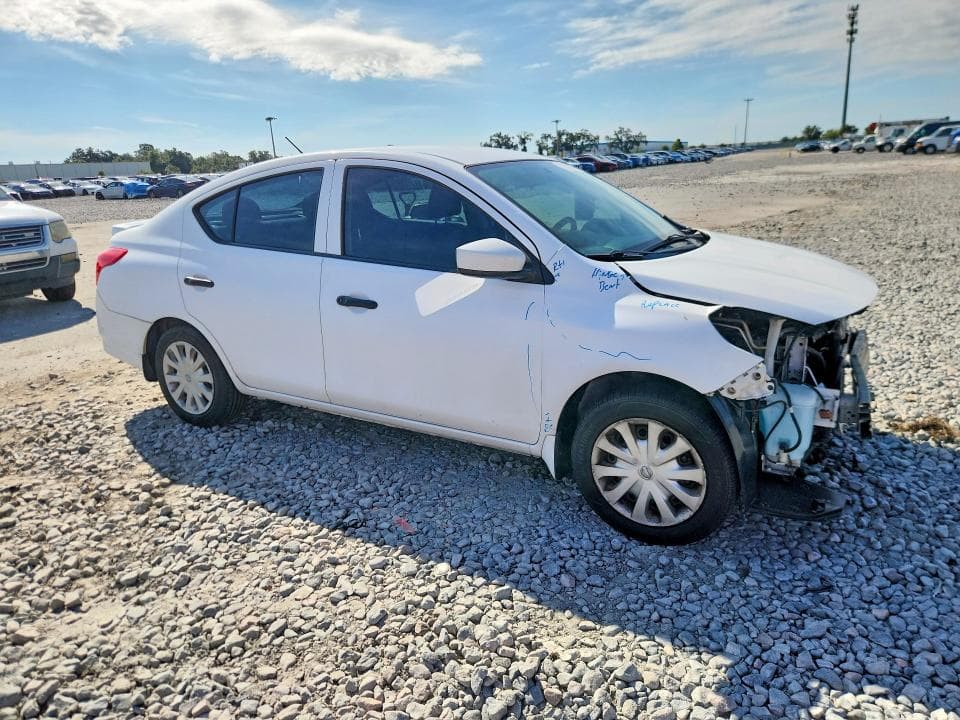 2018 NISSAN VERSA S PLUS 4