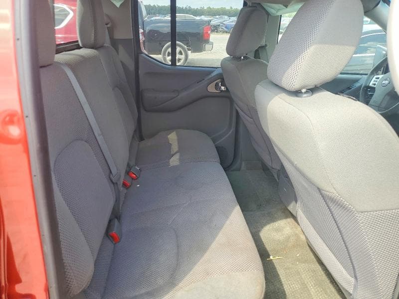 2017 NISSAN FRONTIER SV 10