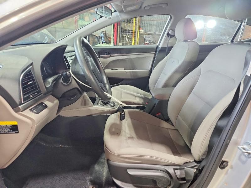 2018 HYUNDAI ELANTRA SE 7