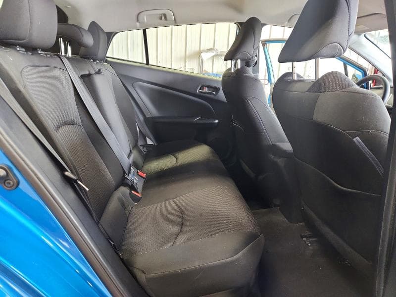 2019 TOYOTA PRIUS LE 10