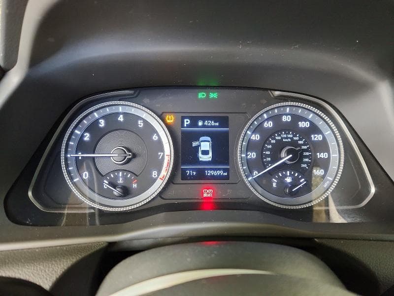 2021 HYUNDAI SONATA SE 9