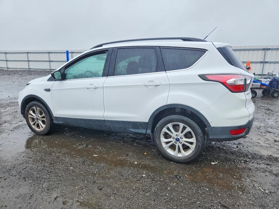2017 FORD ESCAPE SE 2