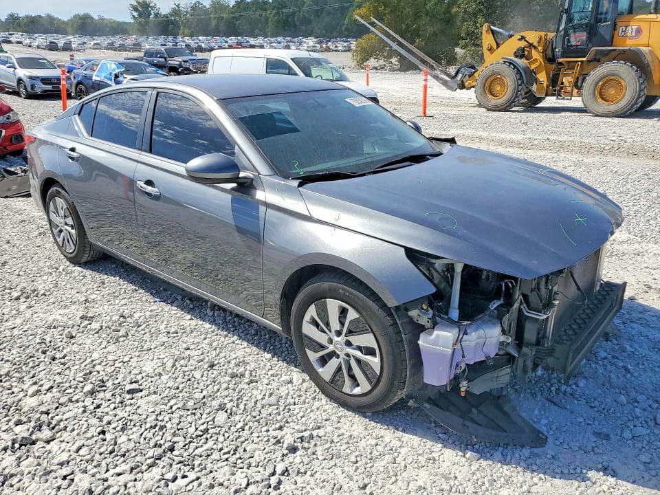 2019 NISSAN ALTIMA S 4